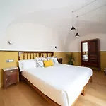 Habitavit En Caceres