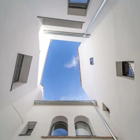 Habitavit En Apartamento Caces