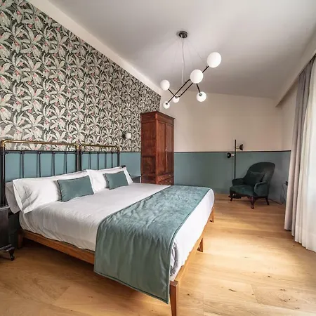 Habitavit En * Caces