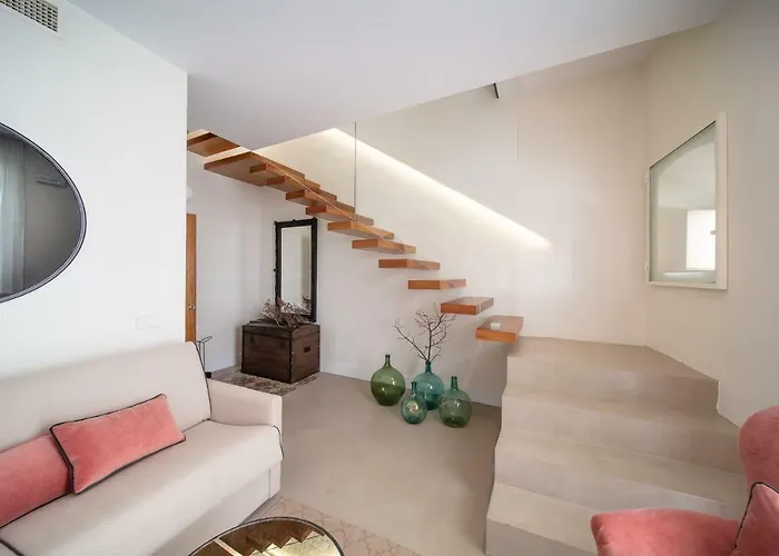 Habitavit En * Касерес