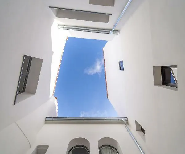 Habitavit En Апартаменты Касерес