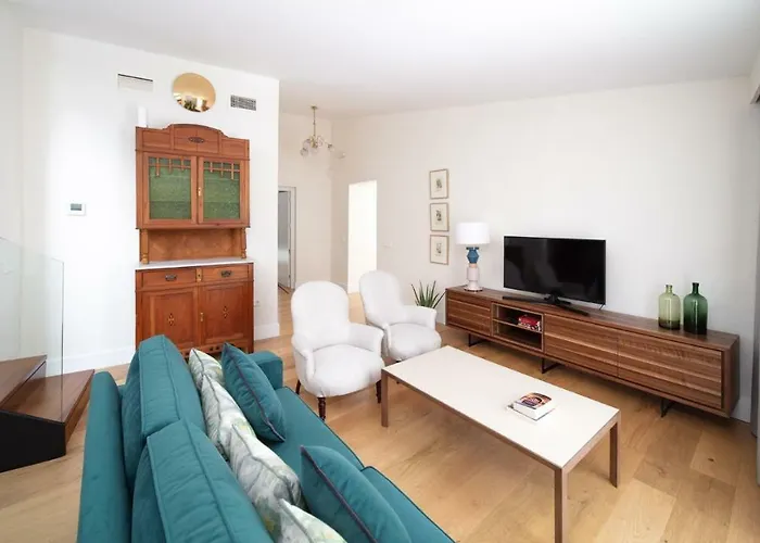 Habitavit En Апартаменты Касерес