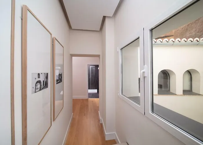 Habitavit En * Касерес